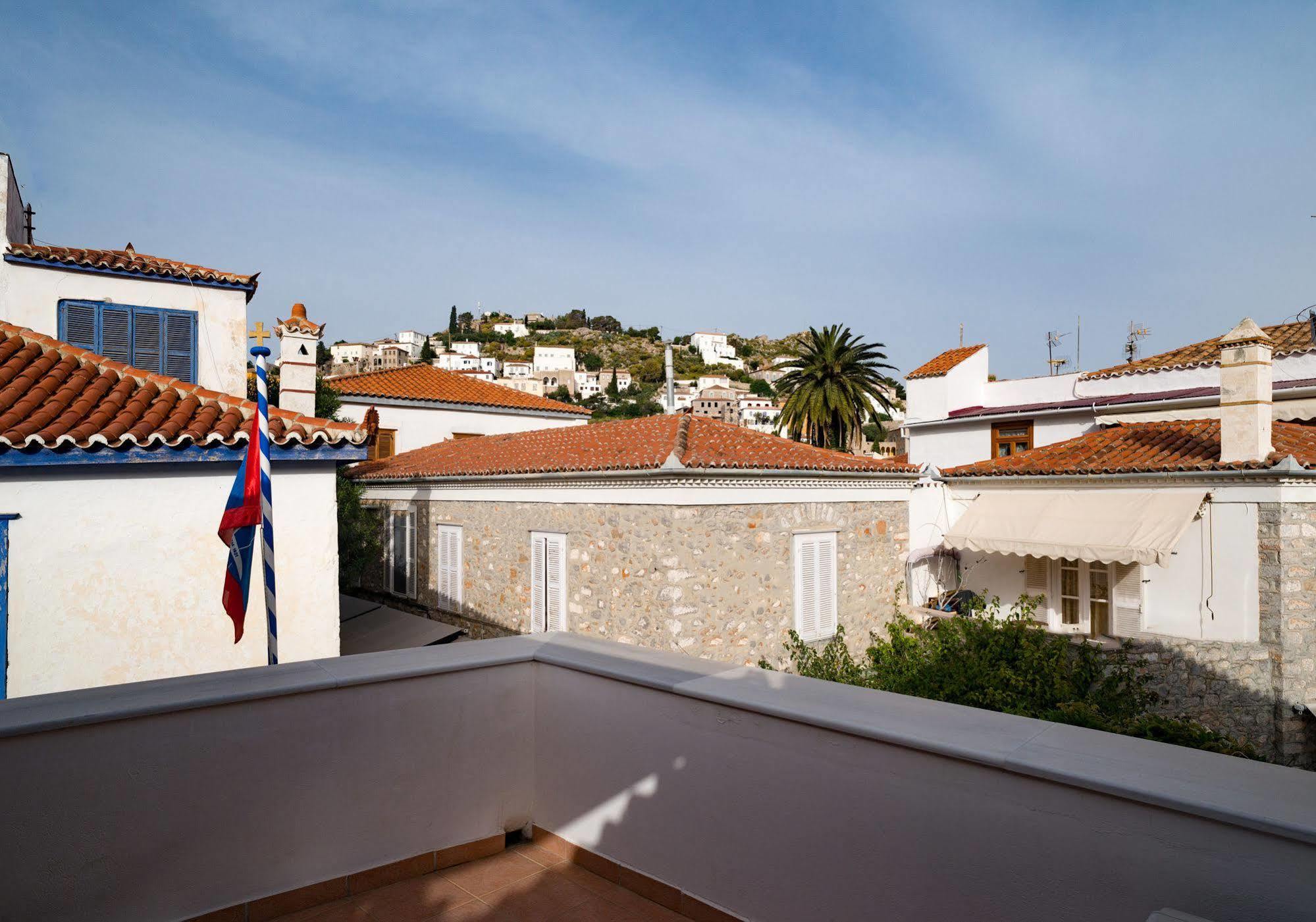 Areti Hotel Hydra  Exterior photo