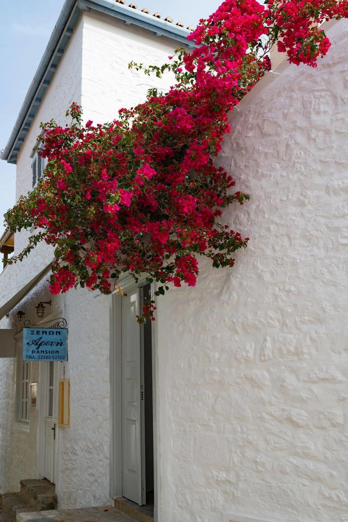 Areti Hotel Hydra  Exterior photo